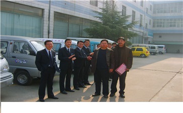 襄垣尹老板與鄭州超前漆共創(chuàng)輝煌！